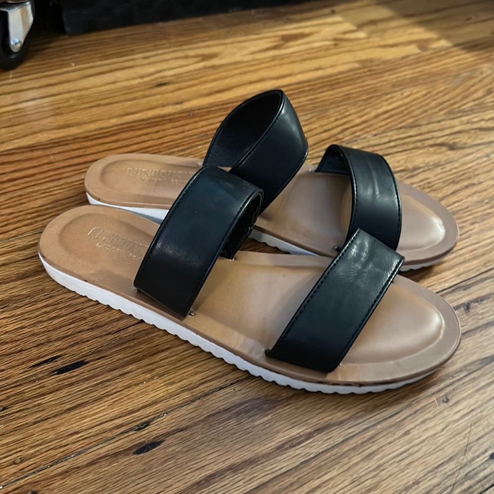 Cushionaire Memory Foam Sandals